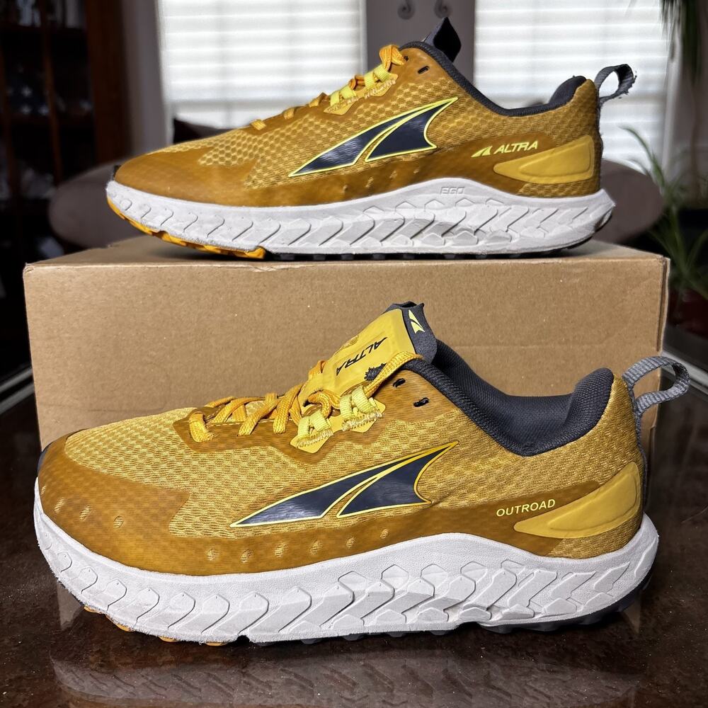 Altra Outroad Shoes Mens Size 8 Yellow Trail Running Outdoor Athletic Sneakers
